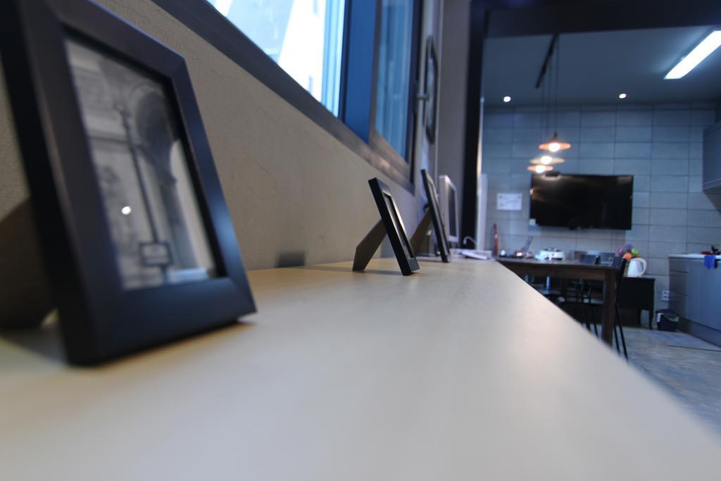 24 Guesthouse Garosugil - Gangnam Seoul Bagian luar foto