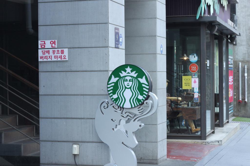 24 Guesthouse Garosugil - Gangnam Seoul Bagian luar foto