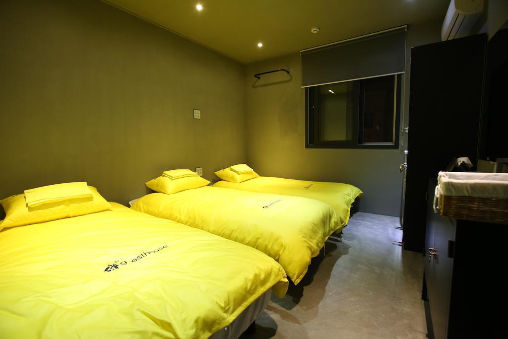 24 Guesthouse Garosugil - Gangnam Seoul Ruang foto