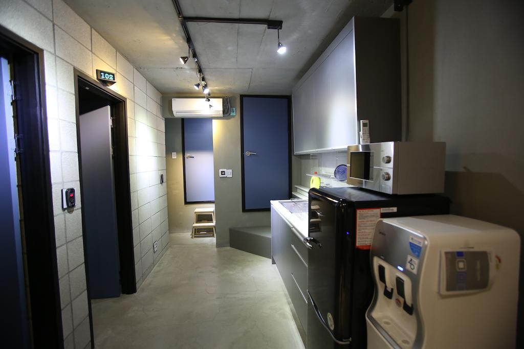 24 Guesthouse Garosugil - Gangnam Seoul Ruang foto