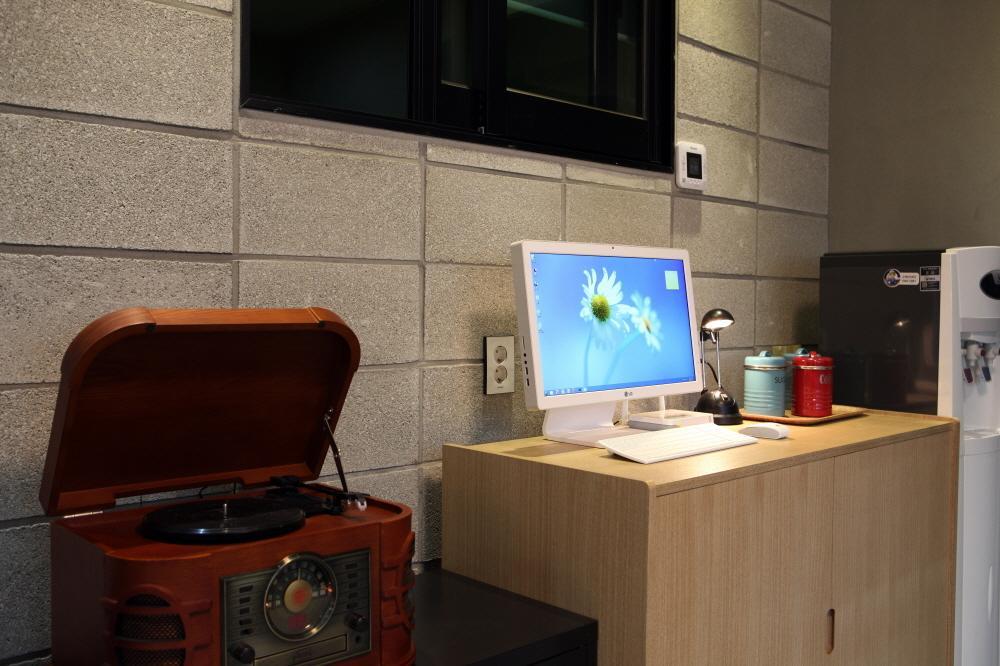 24 Guesthouse Garosugil - Gangnam Seoul Bagian luar foto